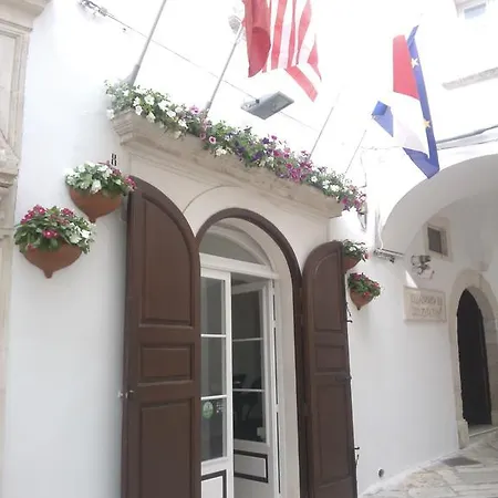 Aparthotel Villaggio In Sparse Nel Centro Storico