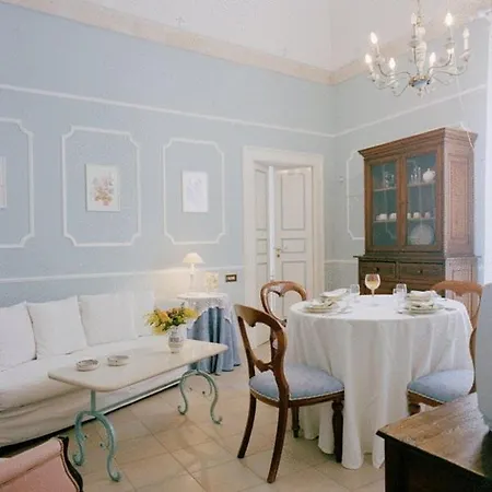 Aparthotel Villaggio In Sparse Nel Centro Storico Martina Franca