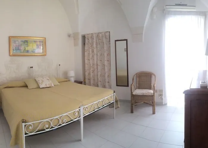 Villaggio In Sparse Nel Centro Storico Lejlighedshotel 3*