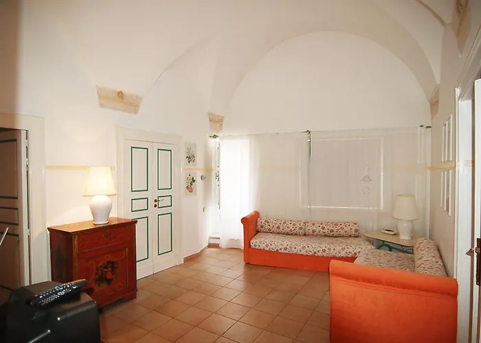 Villaggio In Sparse Nel Centro Storico Aparthotel 3*